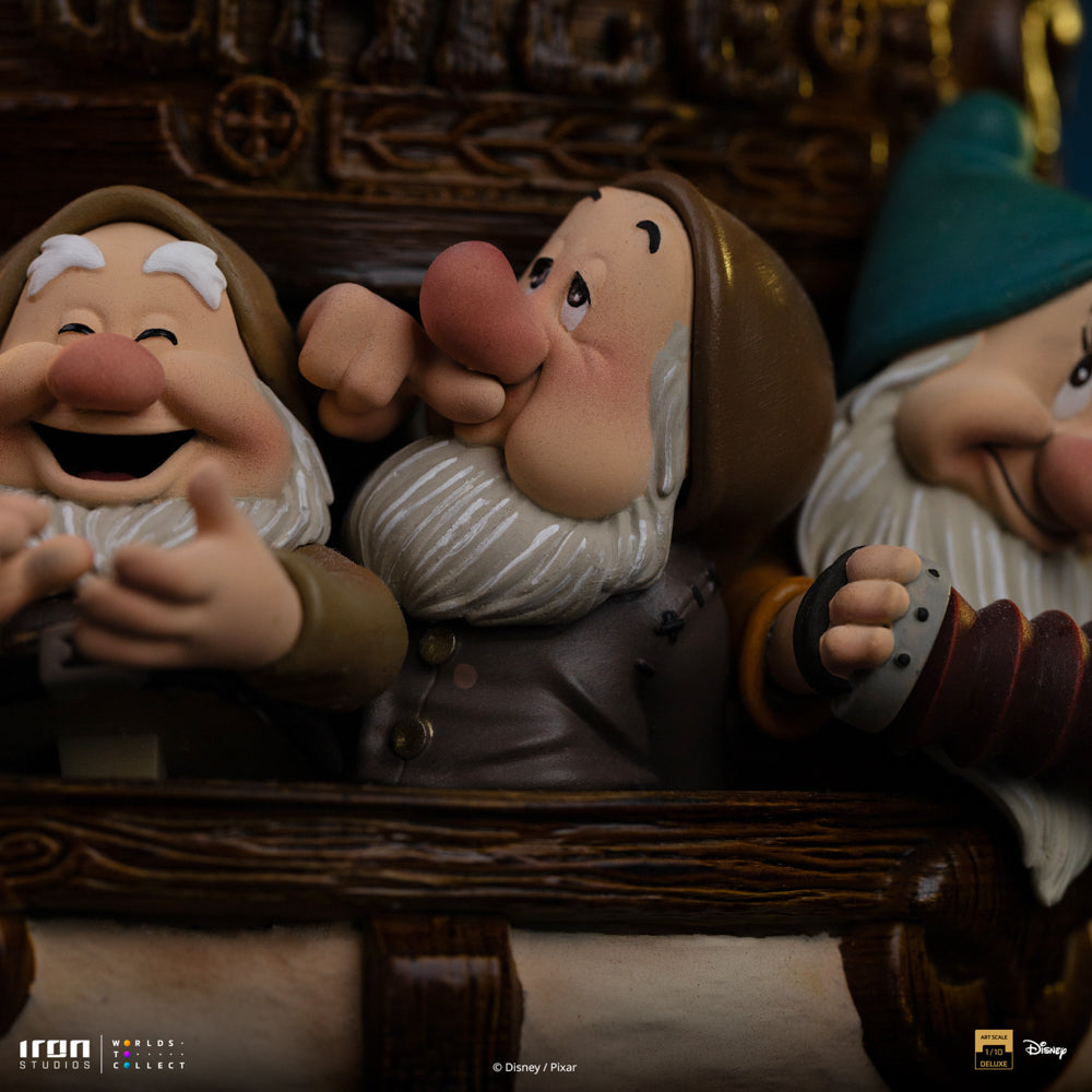 Estátua Snow White Deluxe - Snow White and the Seven Dwarfs - Art Scale 1/10 - Iron Studios