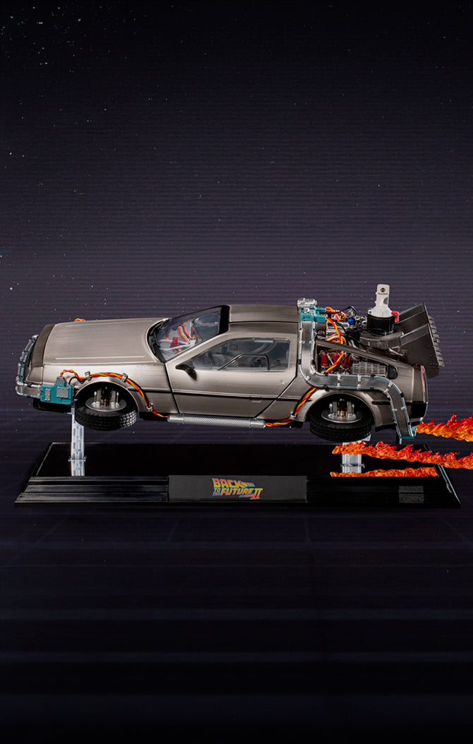 Figura DeLorean Floating Deluxe Version - Back to the Future II - Egg Attack - Beast Kingdom