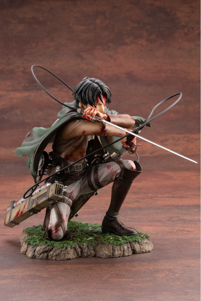 Estátua Levi Fortitude Ver. - Attack on Titan - Art FX - Kotobukiya