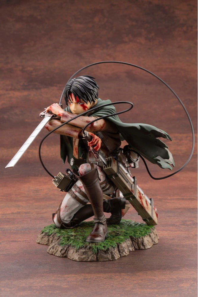 Estátua Levi Fortitude Ver. - Attack on Titan - Art FX - Kotobukiya