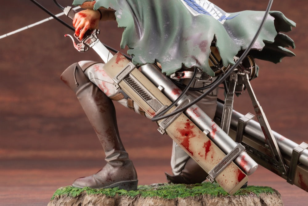 Estátua Levi Fortitude Ver. - Attack on Titan - Art FX - Kotobukiya