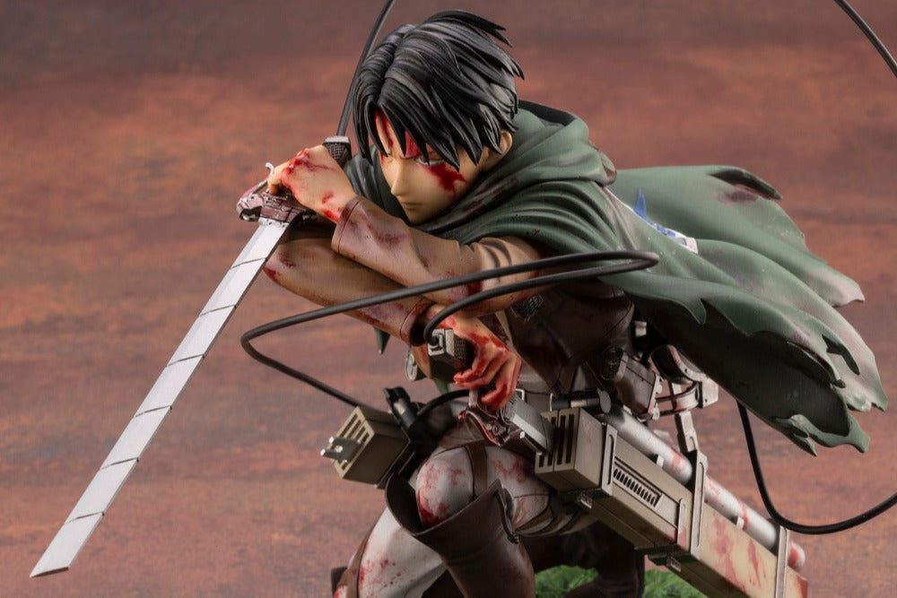 Estátua Levi Fortitude Ver. - Attack on Titan - Art FX - Kotobukiya