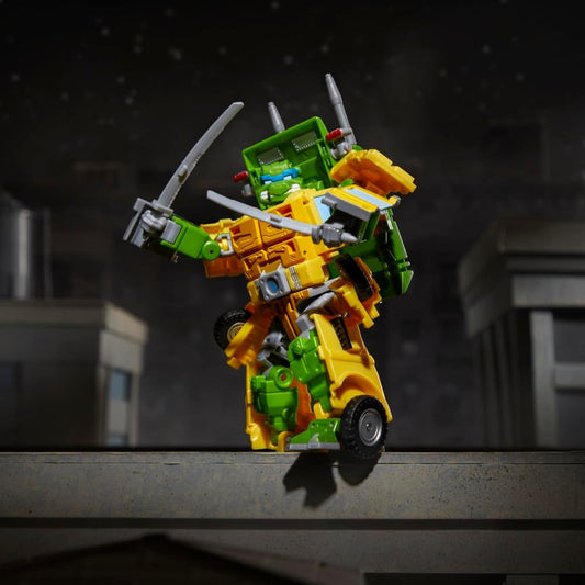 Figura TMNT Party Wallop - Transformers - Hasbro