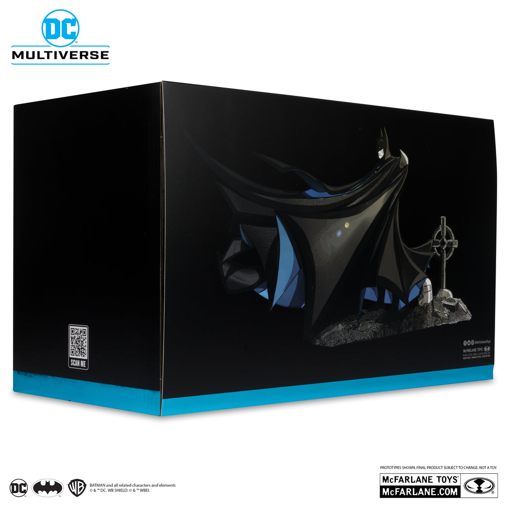 Figura BATMAN YEAR TWO (B&W with accent) Gold Label Exclusive - DC Comics - 7 Scale - McFarlane