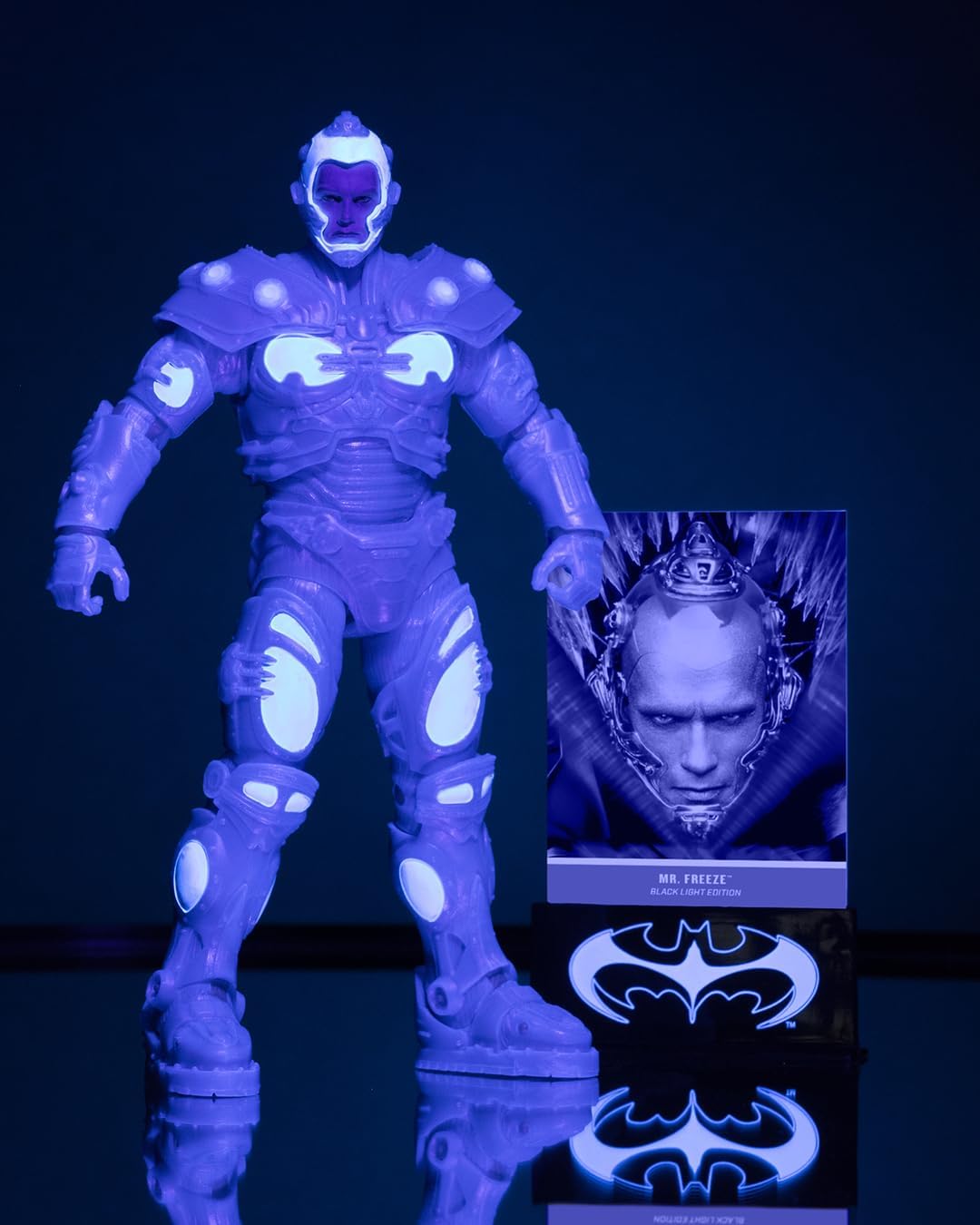 Bullseye Wizard Batmanフィギュア Klaus Janson Review and photos of Batman Black and White Klaus Janson statue