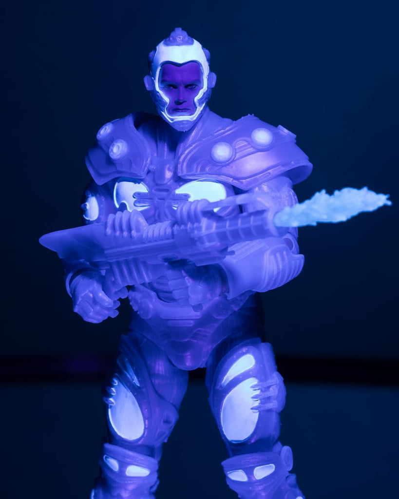 Figura MR. FREEZE (BLACK LIGHT) - BATMAN AND ROBIN - Gold Label Exclusive - DC Comics - 7 Scale - McFarlane