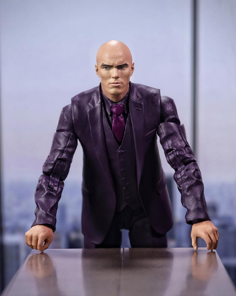 Figura Lex Luthor With Baby Kaiju - Superman Movie - DC Movie - 7 Scale - McFarlane