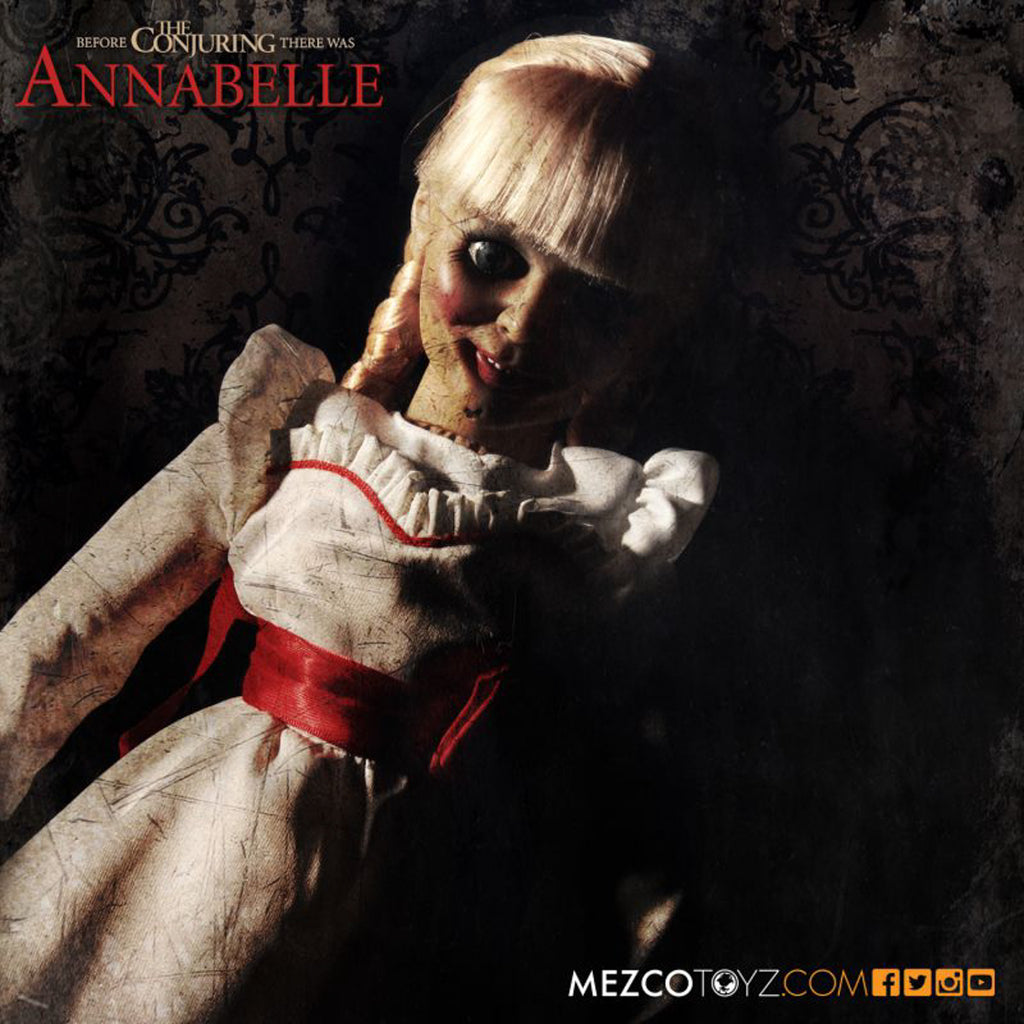 Figura Annabelle Annabelle Roto Plush Mezco Iron Studios Brasil figura-annabelle-annabelle-roto-plush-mezco-iron-studios-brasil