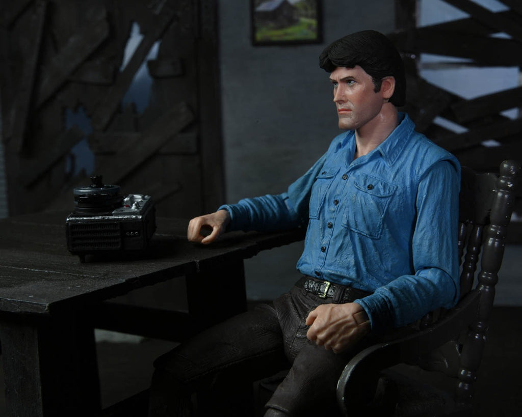 Figura Ultimate Ash - The evil Dead 40th Anniversary - 7 Scale Action Figure - Neca