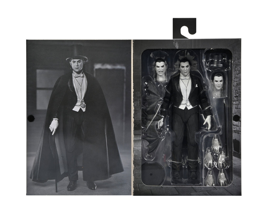 Figura Ultimate Dracula Carfax Abbey - Universal Monster - 7'' Scale - Neca