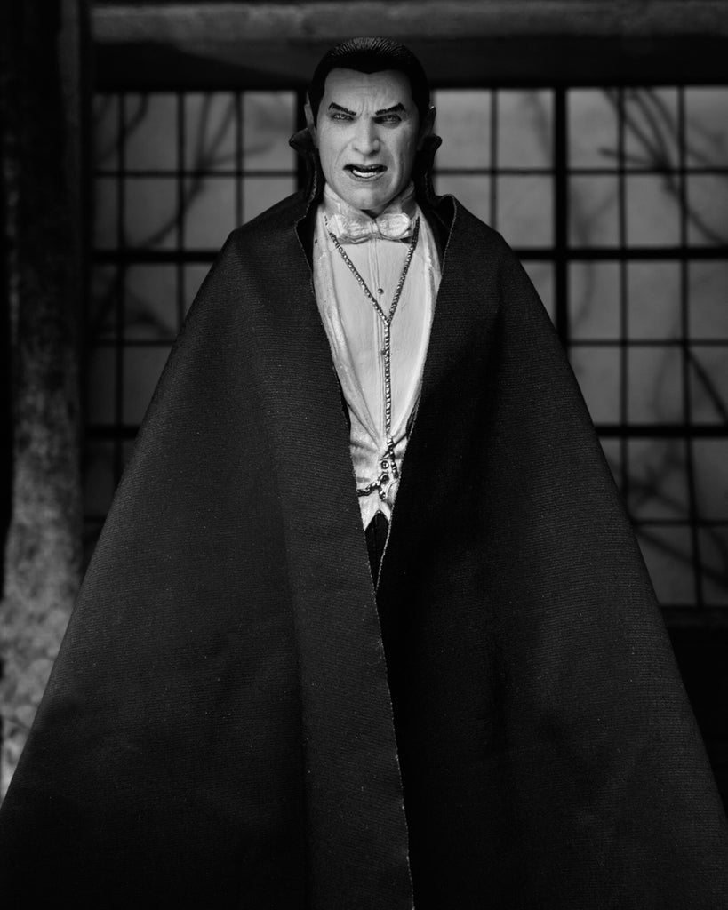 Figura Ultimate Dracula Carfax Abbey - Universal Monster - 7'' Scale - Neca