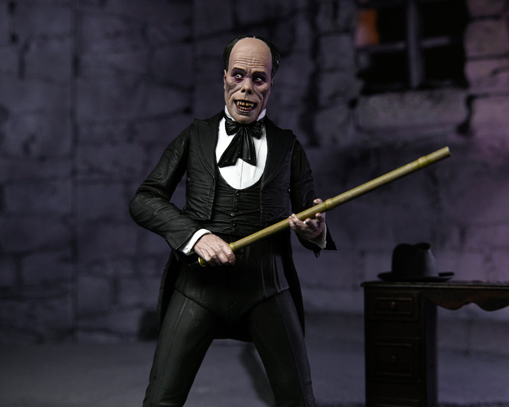 Figura Ultimate Phantom Color - O Fantasma da Ópera 1925 - 7'' Scale - Neca