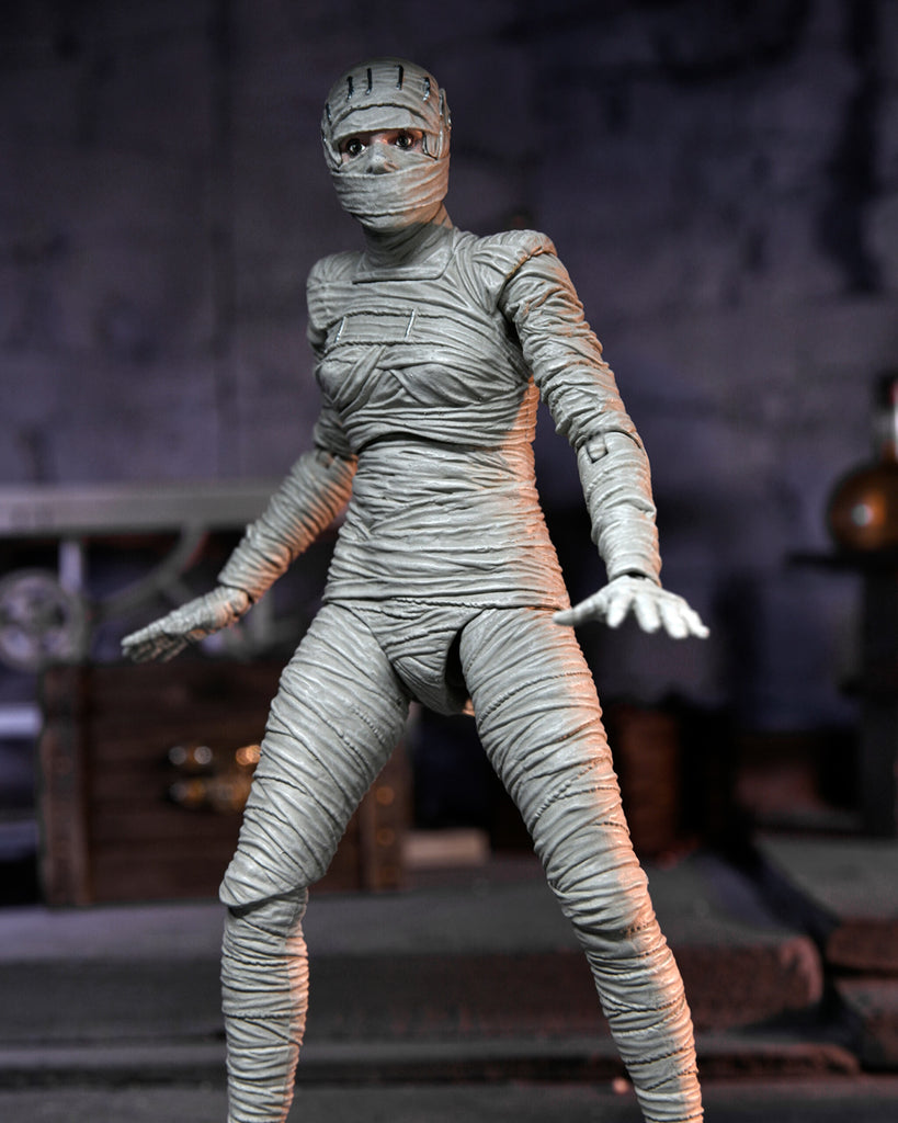 Figura Ultimate Bride of Frankenstein Color - Universal Monster - 7'' Scale - Neca