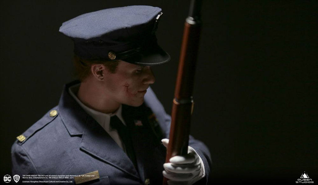 Estátua Coringa Police Uniform - Batman The Dark Knight - 1/3 Scale - Queen Studios