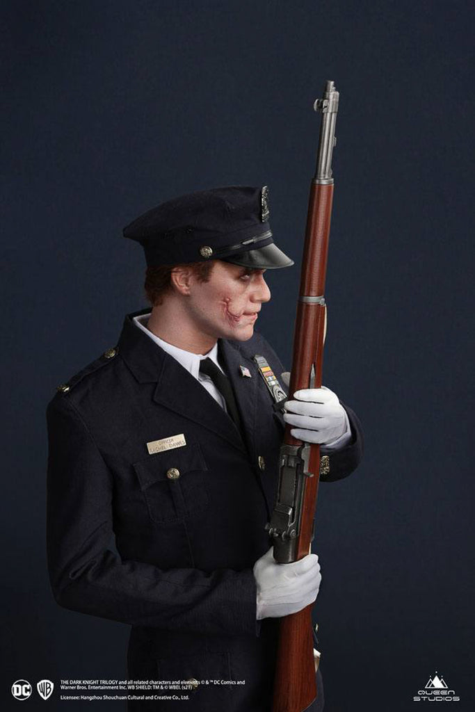 Estátua Coringa Police Uniform - Batman The Dark Knight - 1/3 Scale - Queen Studios