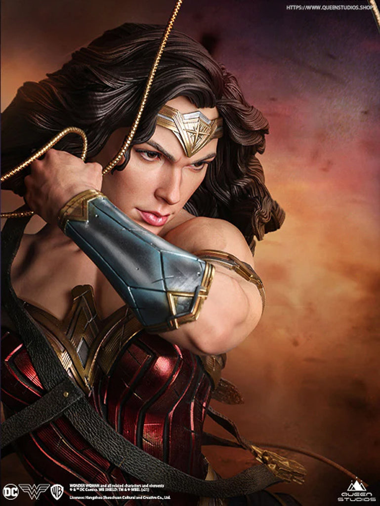 Estátua Mulher Maravilha Comics Early Bird Offer - DC Comics - 1/4 Scale - Queen Studios