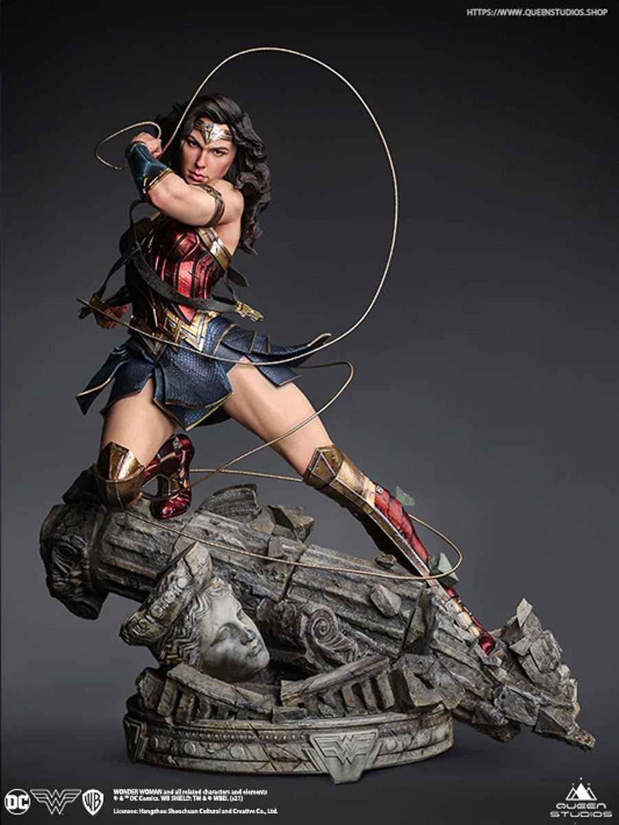 Estátua Mulher Maravilha Comics Early Bird Offer - DC Comics - 1/4 Scale - Queen Studios