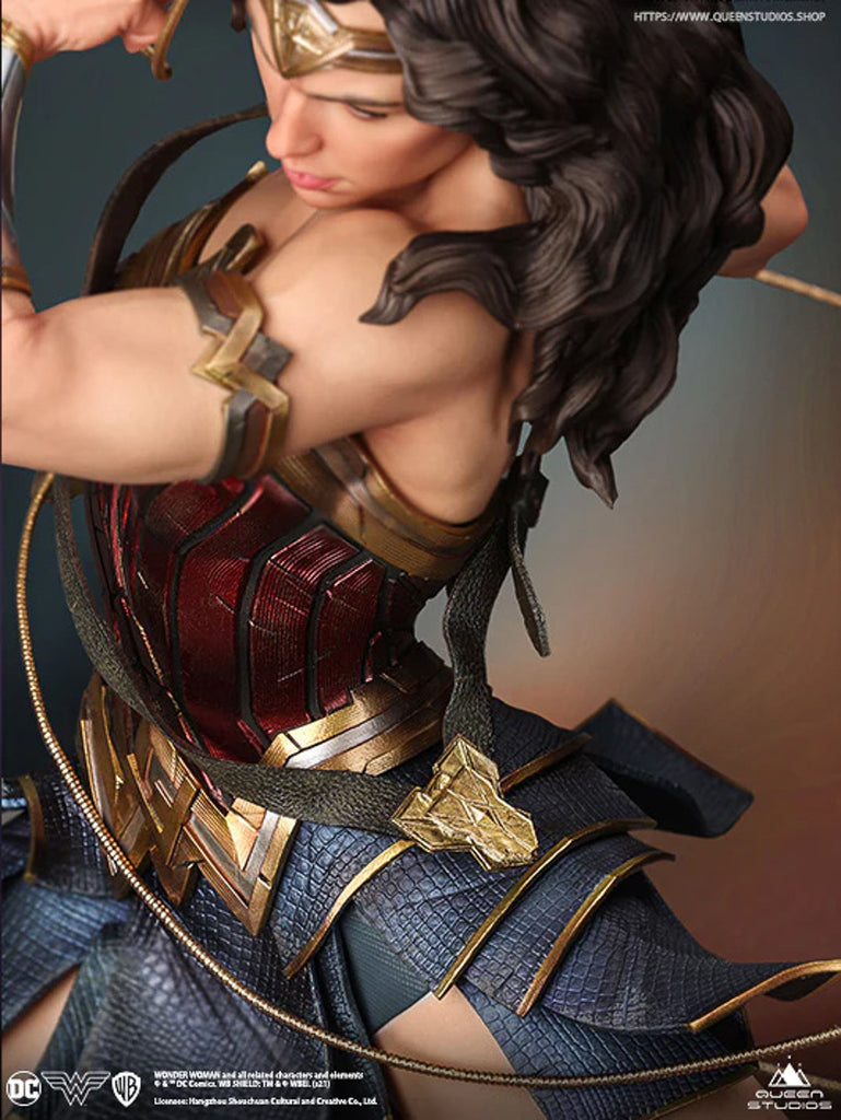 Estátua Mulher Maravilha Comics Early Bird Offer - DC Comics - 1/4 Scale - Queen Studios