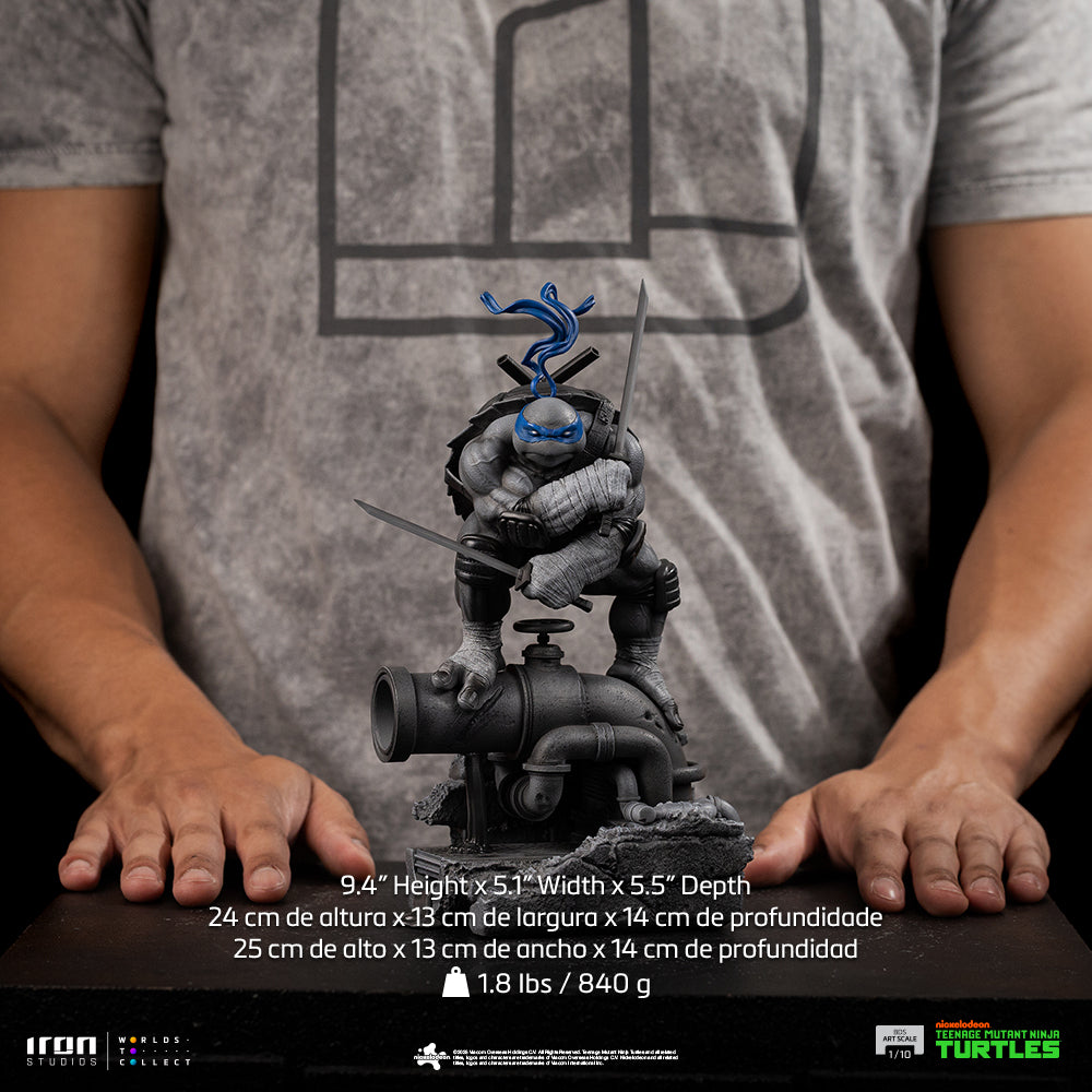 Estátua Leonardo (Black and White Variant) – TMNT – BDS Art Scale 1/10 – Iron Studios