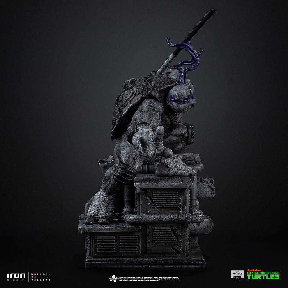 Estátua Donatello (Black and White Variant) - TMNT - BDS Art Scale 1/10 - Iron Studios