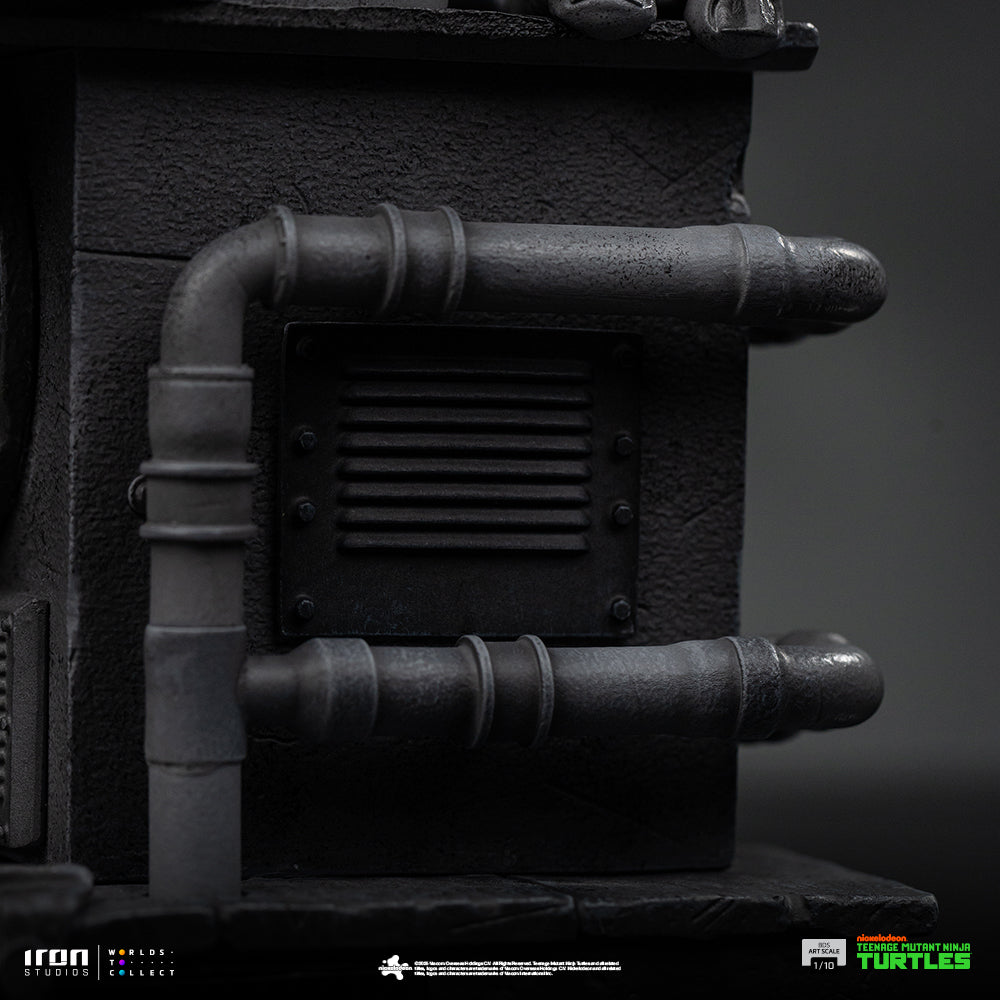 Estátua Michelangelo (Black and White Variant) – TMNT – BDS Art Scale 1/10 – Iron Studios