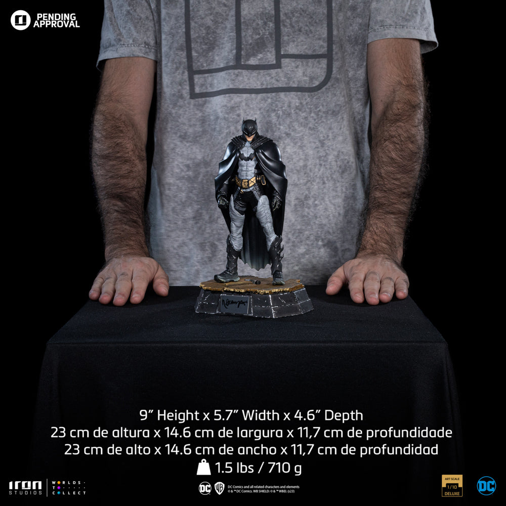 Estátua Batman by Rafael Grampá Signed Version - DC Comics series #9 - Art Scale 1/10 - Iron Studios