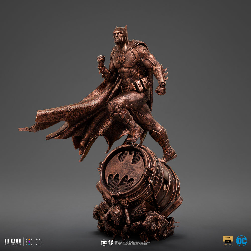 Estátua Batman Deluxe Bronze Ver - DC Comics - Art Scale 1/10 - Iron Studios