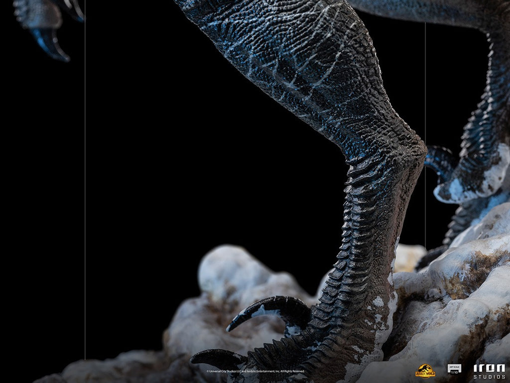 Estátua Blue - Jurassic World: Dominion - Art Scale 1/10 - Iron Studios