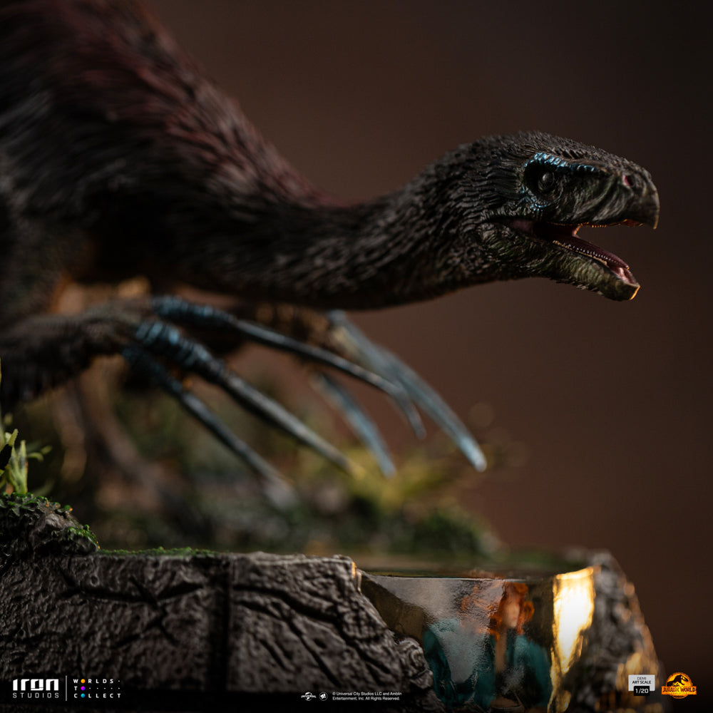 Estátua Therizinosaurus - Jurassic World: Dominion - Demi Art Scale 1/20 - Iron Studios
