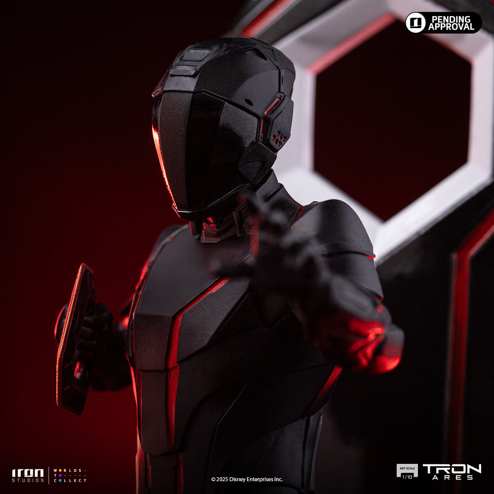 Estátua Ares - Tron: Ares - Art Scale 1/10 - Iron Studios