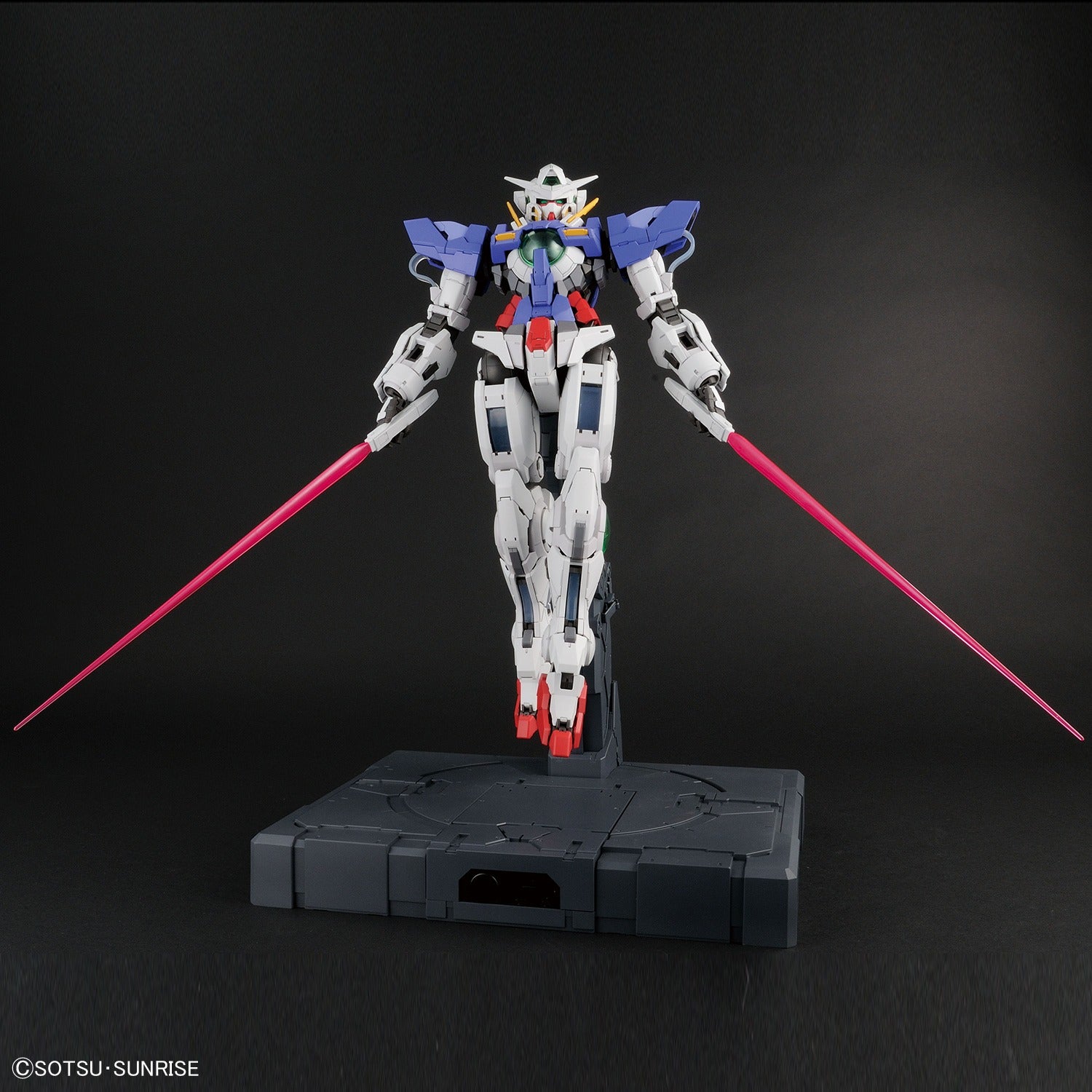 GUNDAM EXIA ガンダムエクシアPG 1/60 Gundam Exia - Gundam - PG 1/60 - Bandai – Iron Studios Brasil