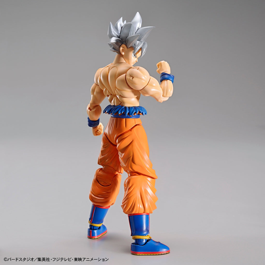 Figura Model Kit Goku Ultra Instinct - Dragon Ball - Bandai