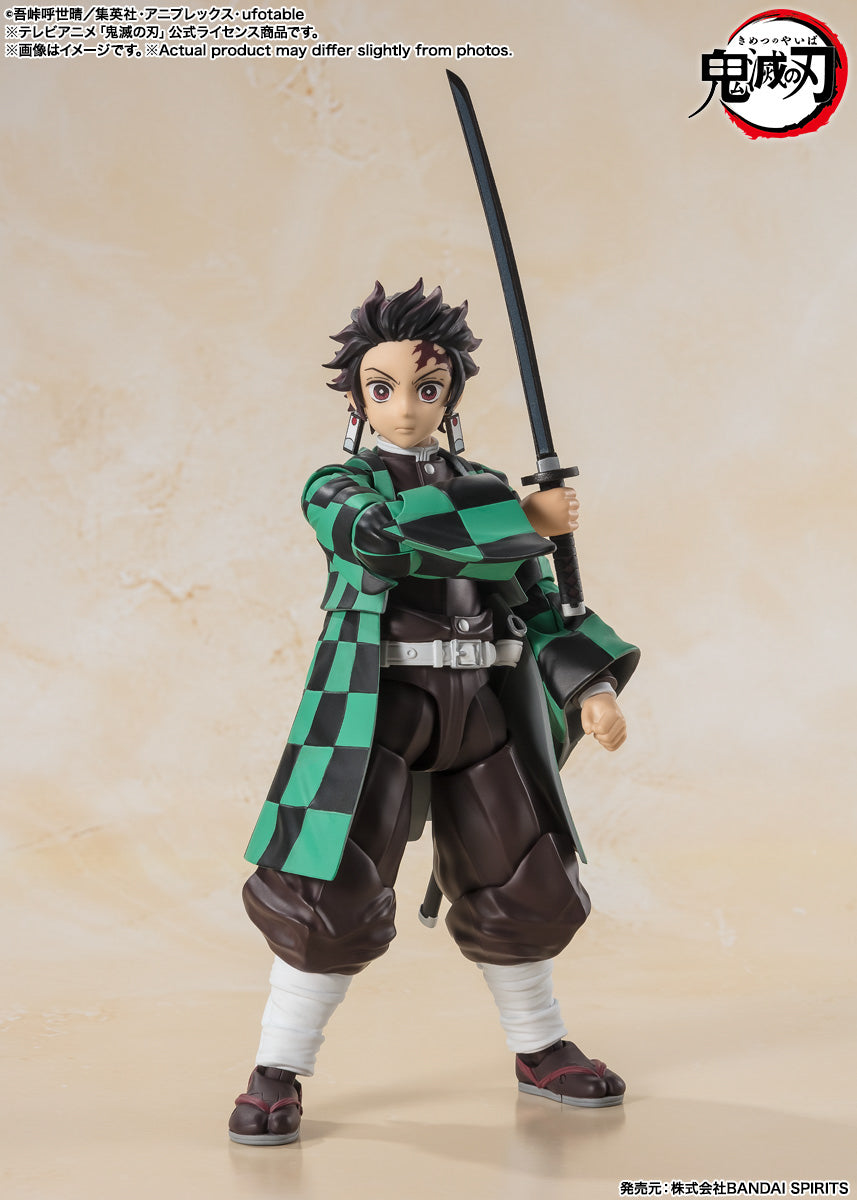 Figura Tanjiro Kamado - Demon Slayer - S.H.Figuarts - Bandai