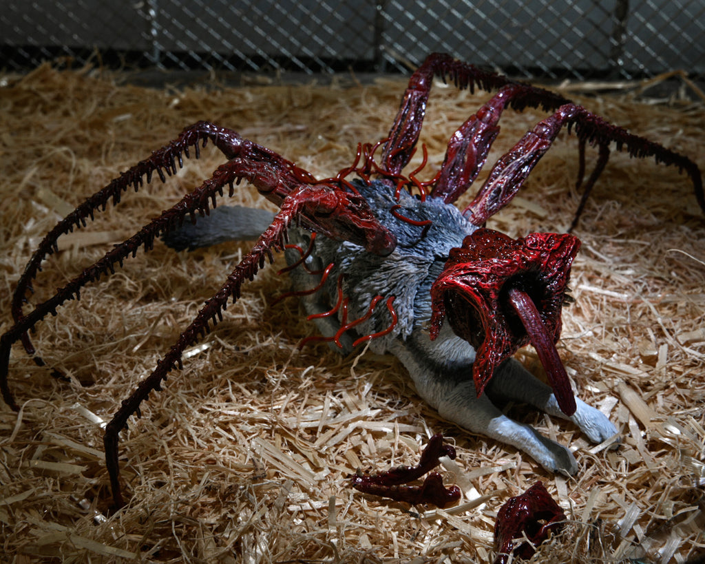 Figura Ultimate Dog Creature Deluxe - The Thing - 7'' Scale - Neca
