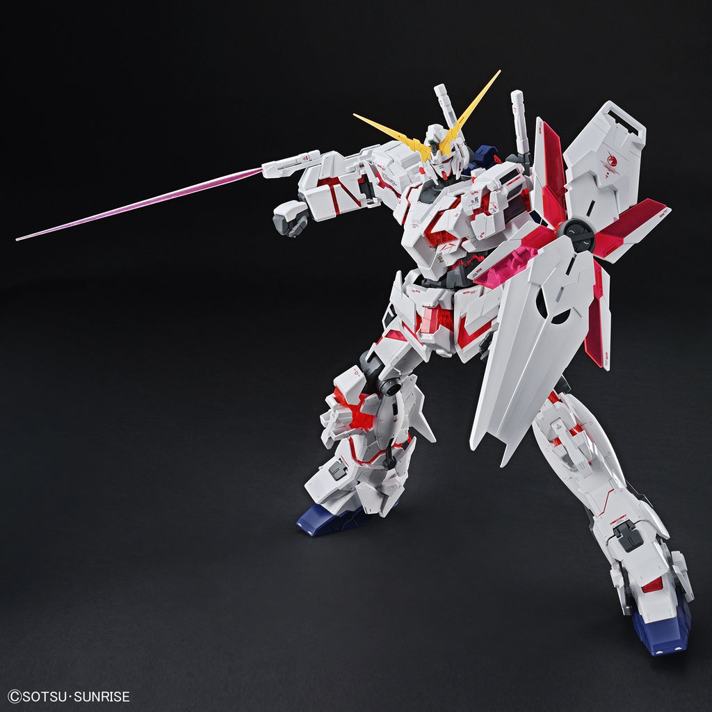 Unicorn Gundam Destroy Mode - Mega Size Model - Gundam - Bandai