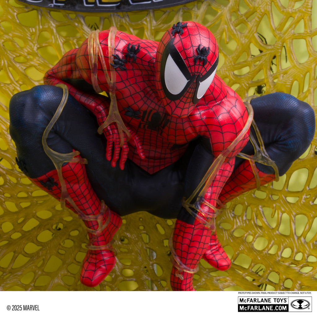 Estátua Spider-Man (Black and Gold Variant)(Gold Label)(D23) – Marvel Collection – 1:6th – McFarlane