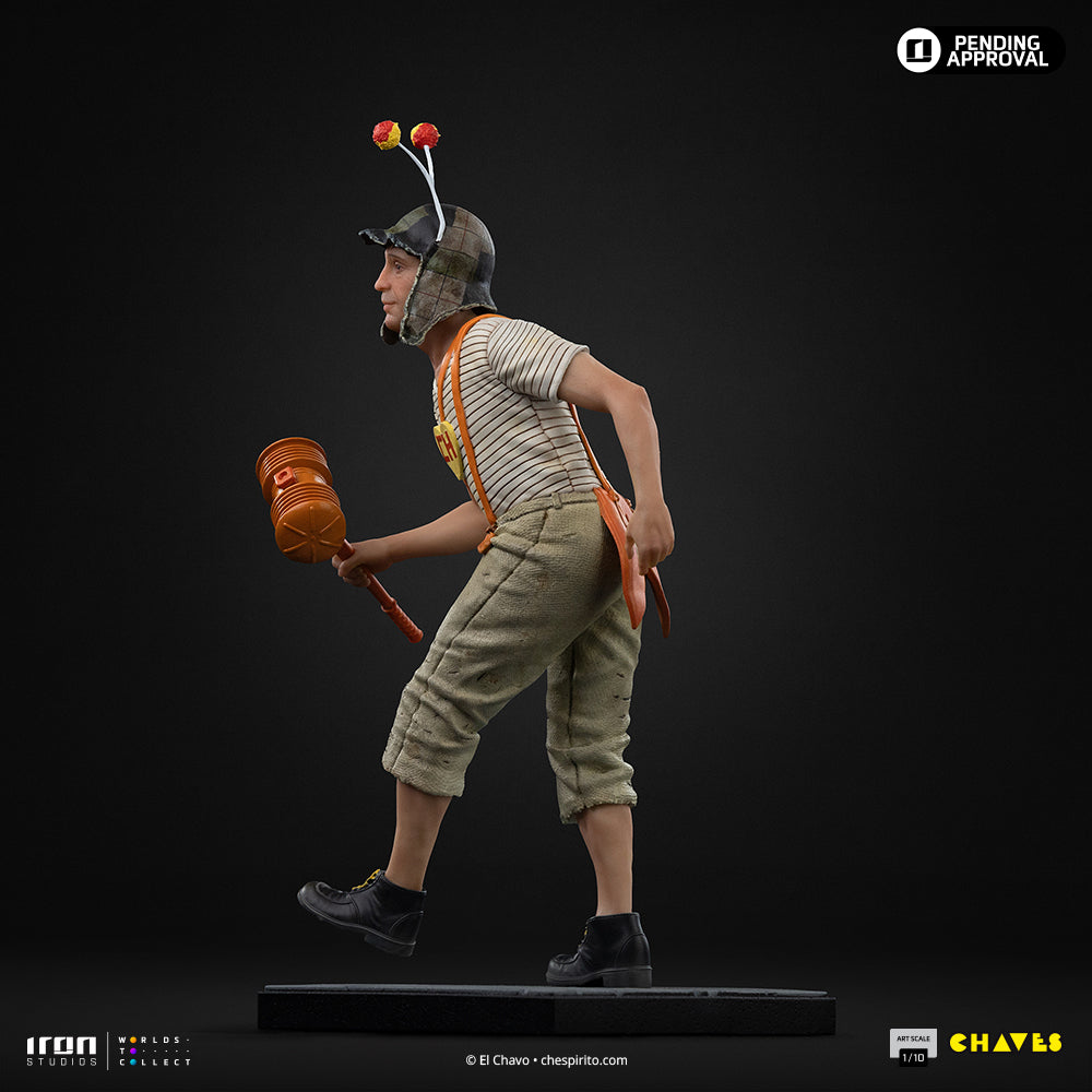Estátua Chaves (Chapolin ver.) - Chaves - Art Scale 1/10 – Iron Studios