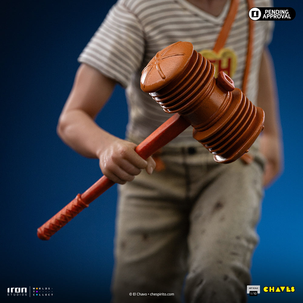 Estátua Chaves (Chapolin ver.) - Chaves - Art Scale 1/10 – Iron Studios