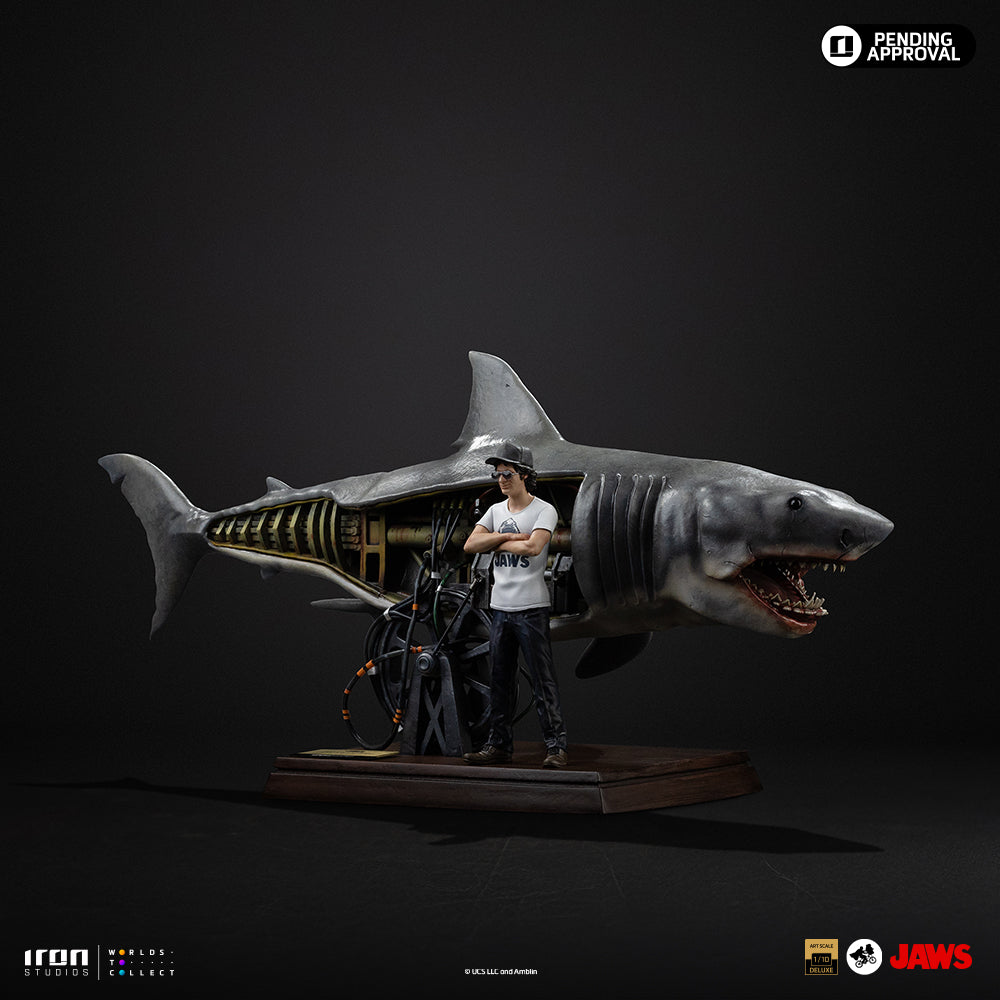 Estátua Steven Spielberg & Jaws 50th Anniversary – Deluxe Art Scale 1/10 – Iron Studios