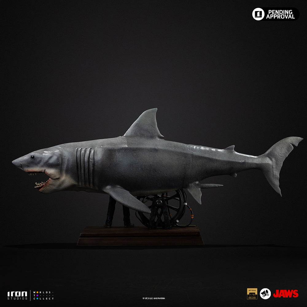 Estátua Steven Spielberg & Jaws 50th Anniversary – Deluxe Art Scale 1/10 – Iron Studios