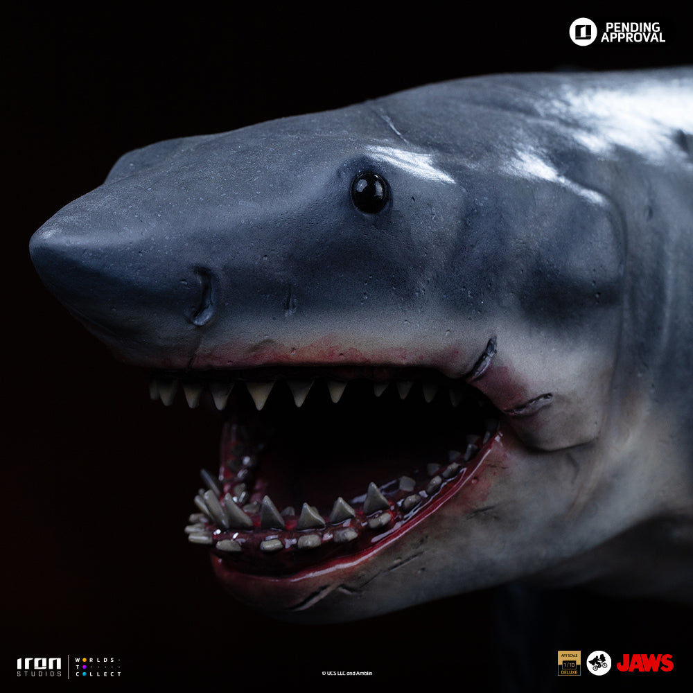 Estátua Steven Spielberg & Jaws 50th Anniversary – Deluxe Art Scale 1/10 – Iron Studios