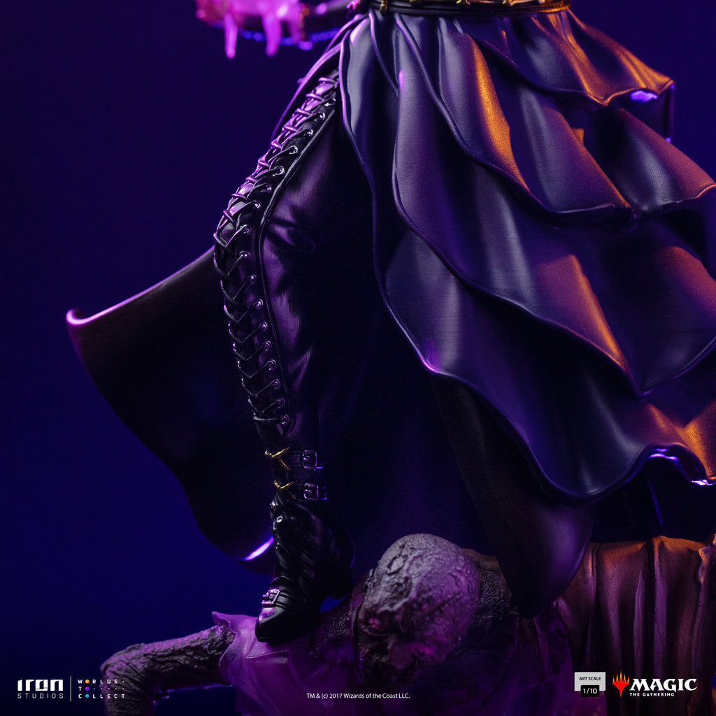 Estátua Liliana Vess - Magic: The Gathering - Deluxe Art Scale 1/10 - Iron Studios